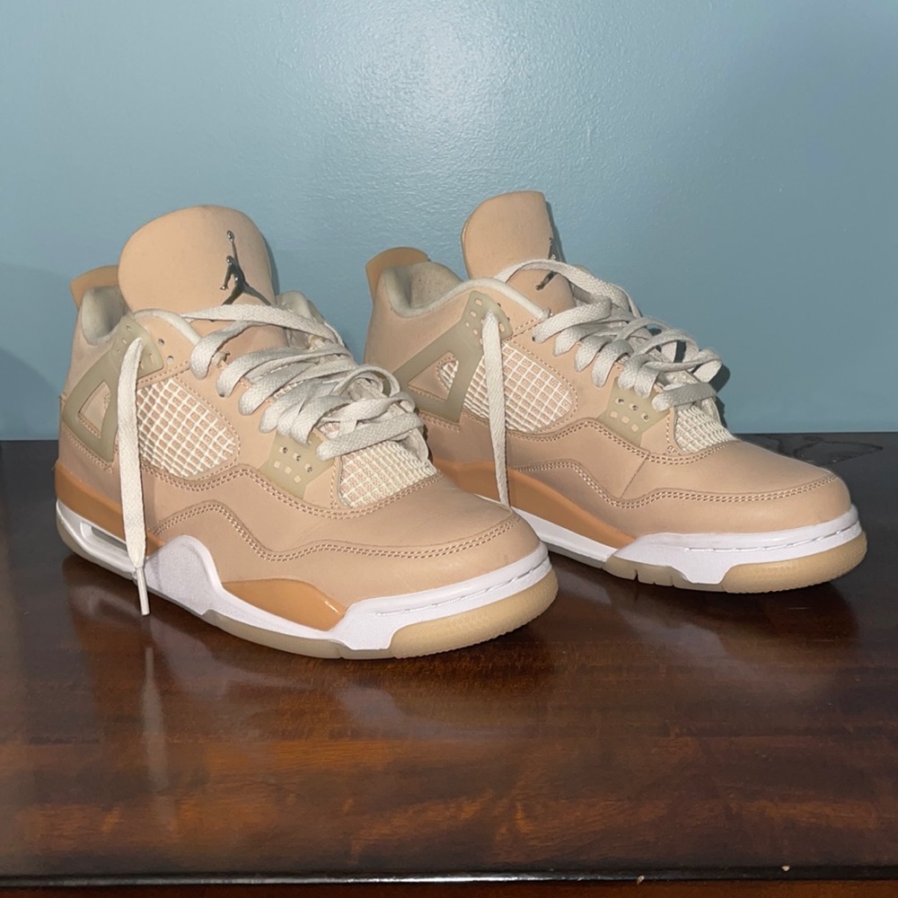 ❤️SOLD ❤️Jordan 4s